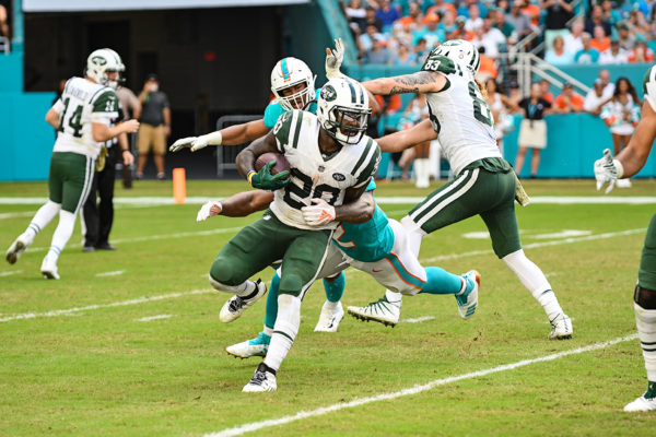 New York Jets running back Isaiah Crowell (20)