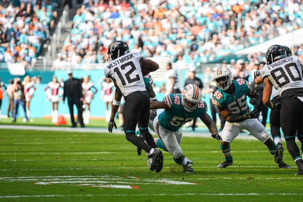 Jacksonville Jaguars wide receiver Dede Westbrook (12) makes a defender miss